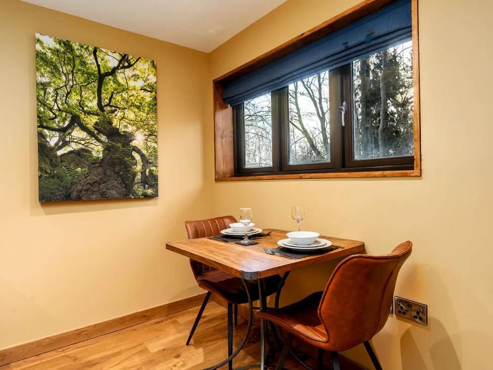Blackwood Forest Cabins - Forest Holidays Popham Dış mekan fotoğraf