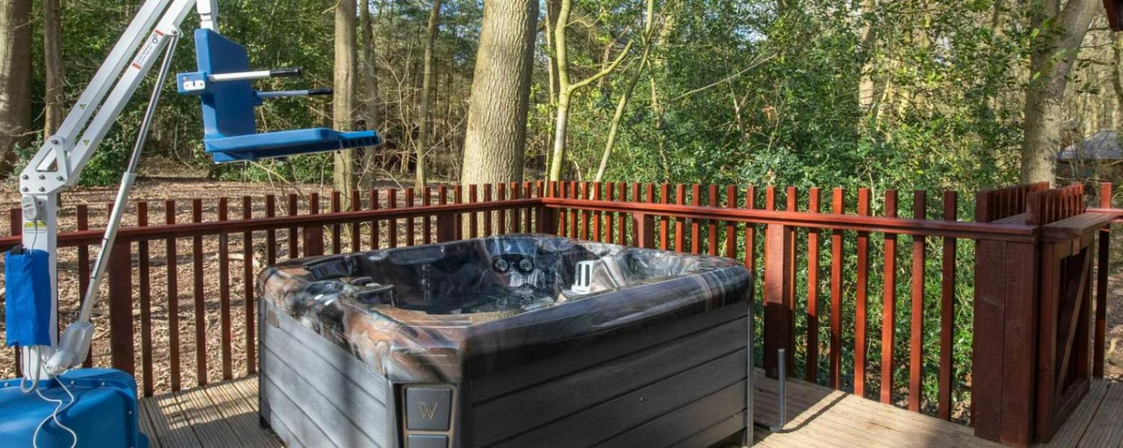 Blackwood Forest Cabins - Forest Holidays Popham Dış mekan fotoğraf